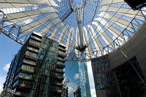 Berlin_Potsdamer_Platz_1-1